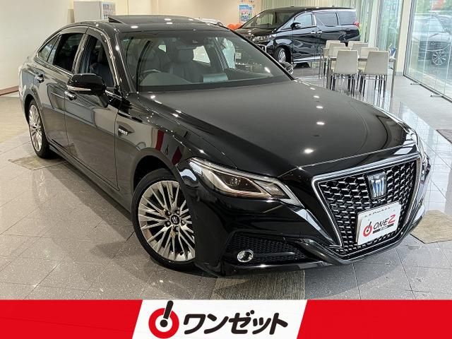 TOYOTA / CROWN sedan hybrid