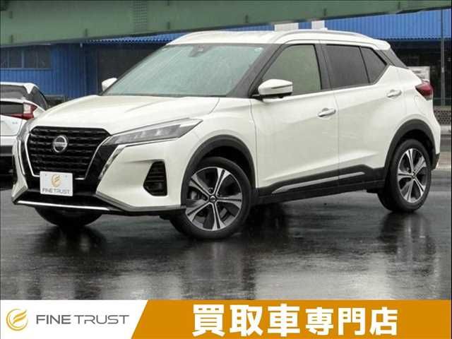 NISSAN / KICKS