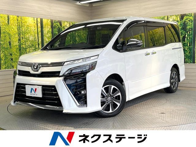 TOYOTA / VOXY
