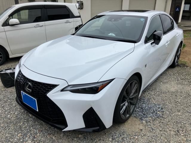 TOYOTA / LEXUS IS300
