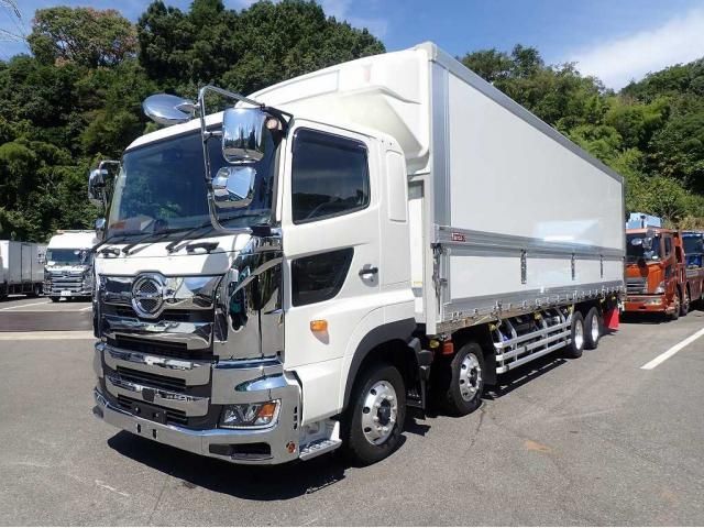 Japanese used car Ref# 1734675 HINO / PROFIA