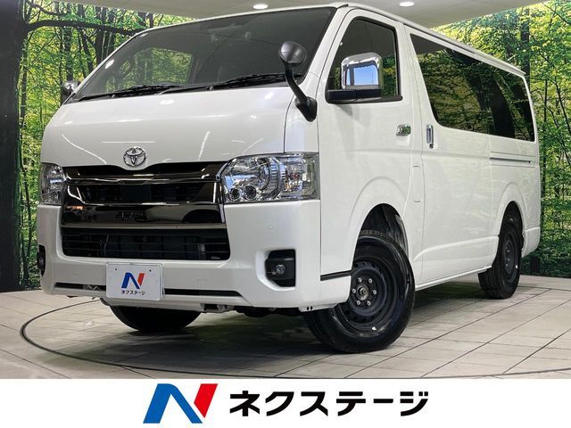 TOYOTA / HIACE van 4WD