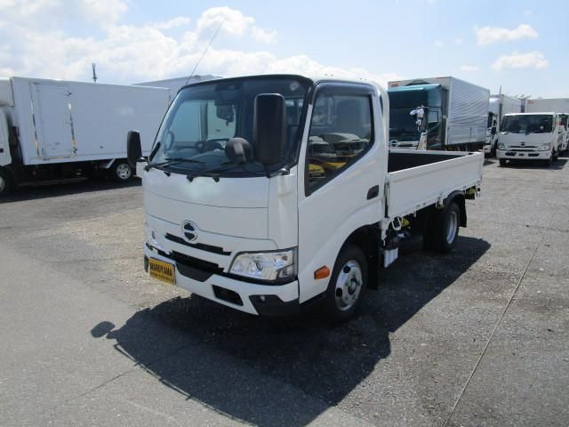 Japanese used car Ref# 1735054 HINO / DUTRO