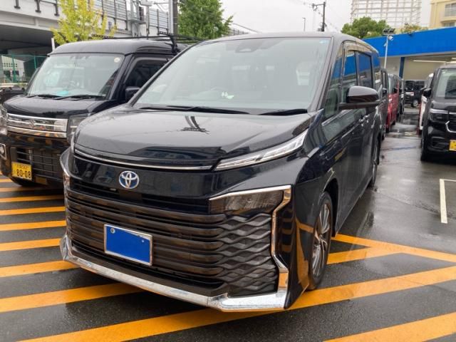 Japanese used car Ref# 1735173 TOYOTA / VOXY HYBRID