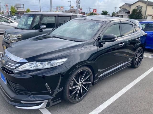 TOYOTA / HARRIER 2WD