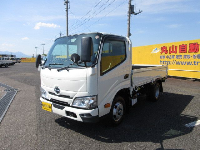 Japanese used car Ref# 1737216 HINO / DUTRO