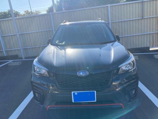 Japanese used car Ref# 1737985 SUBARU / FORESTER