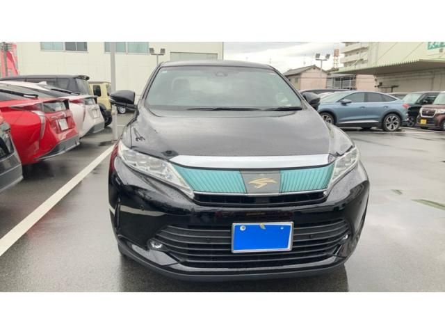 Japanese used car Ref# 1738753 TOYOTA / HARRIER 2WD