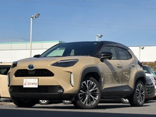 TOYOTA / YARIS CROSS HYBRID